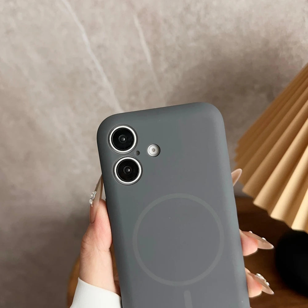 Curvature for iPhone Series